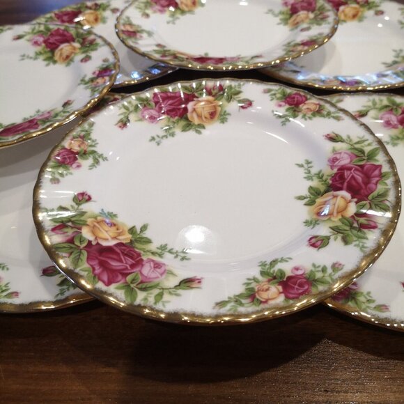 (LOT OF 8) Royal Albert OLD COUNTRY ROSES Bread and Butter Plates 6-1/4" England - Picture 2 of 6